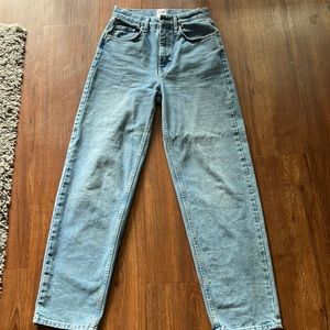 BDG Urban Outfitters.     #971